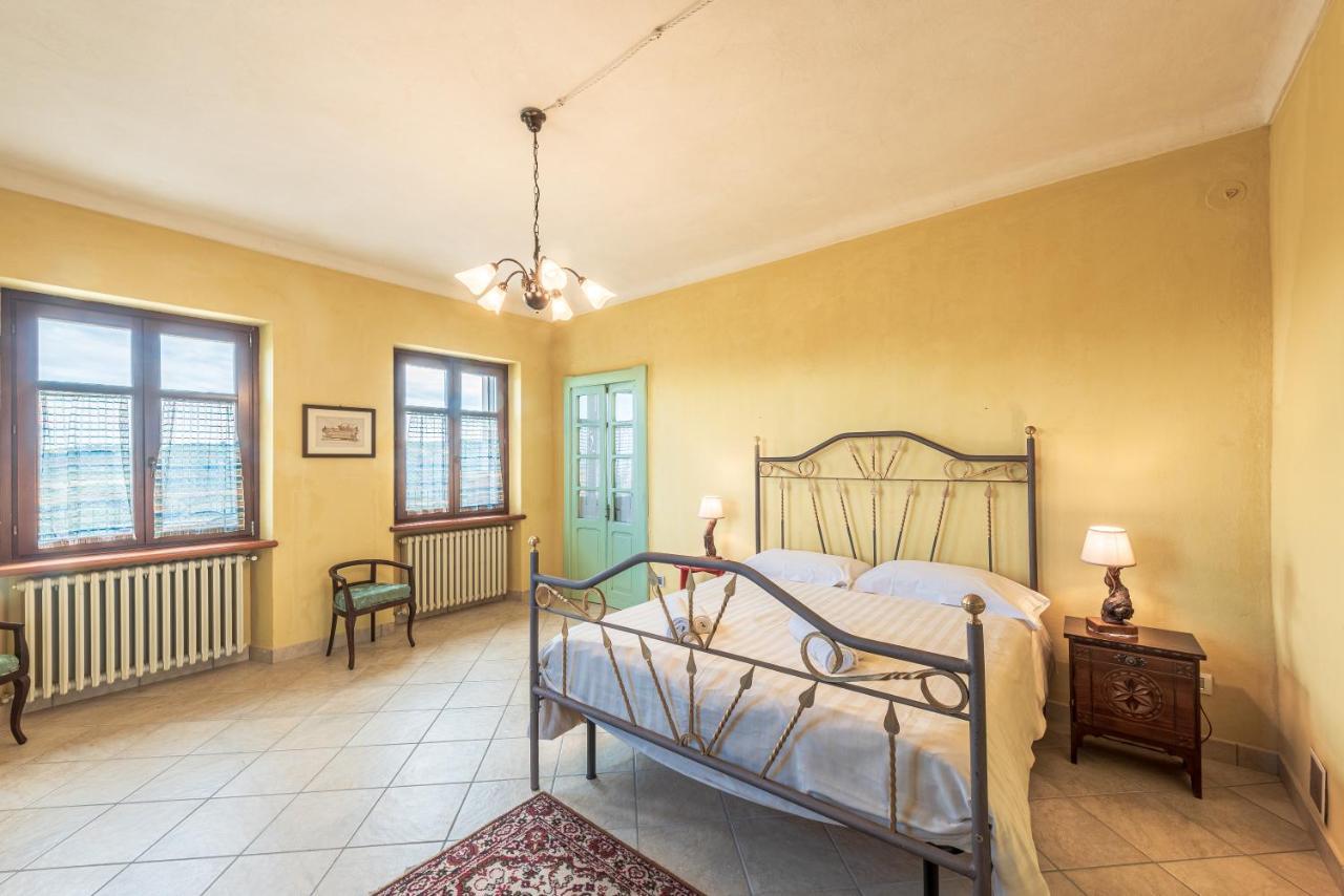 Villa Bricco Paglieri, Entire Villa Alba  Buitenkant foto