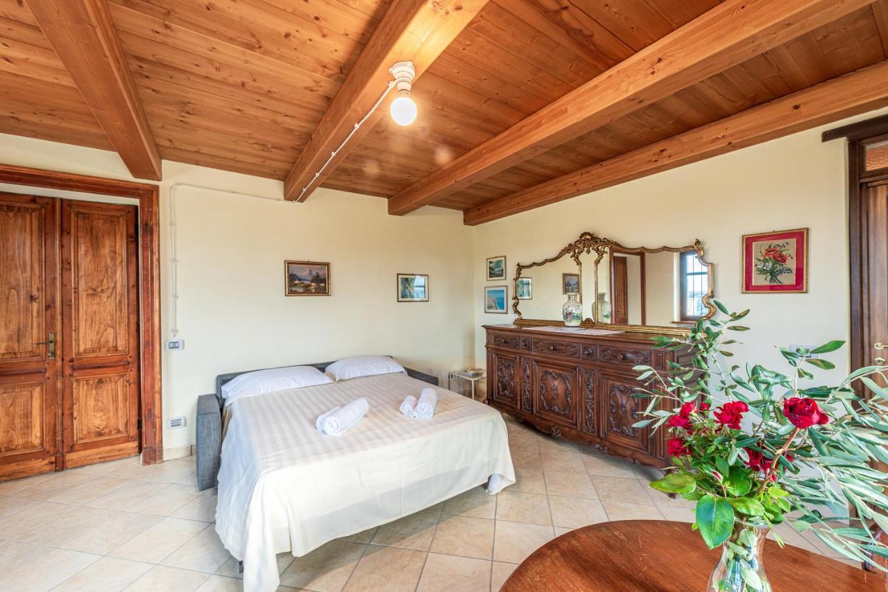Villa Bricco Paglieri, Entire Villa Alba  Buitenkant foto