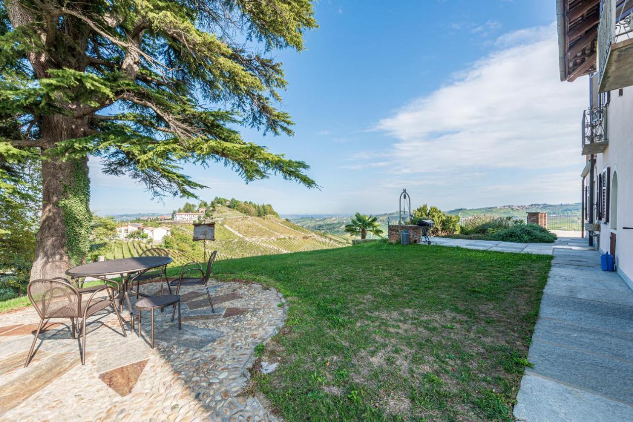 Villa Bricco Paglieri, Entire Villa Alba  Buitenkant foto