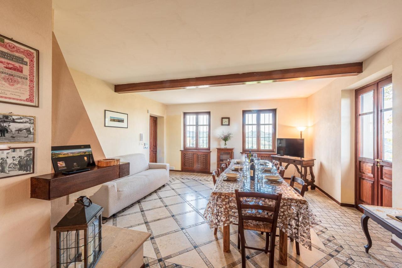 Villa Bricco Paglieri, Entire Villa Alba  Buitenkant foto