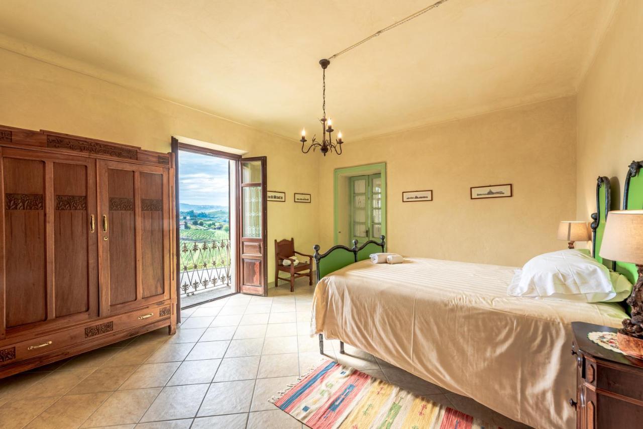 Villa Bricco Paglieri, Entire Villa Alba  Buitenkant foto